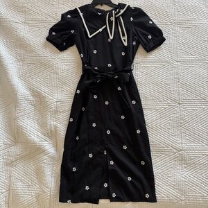 Kaimilan Black Floral Midi Dress